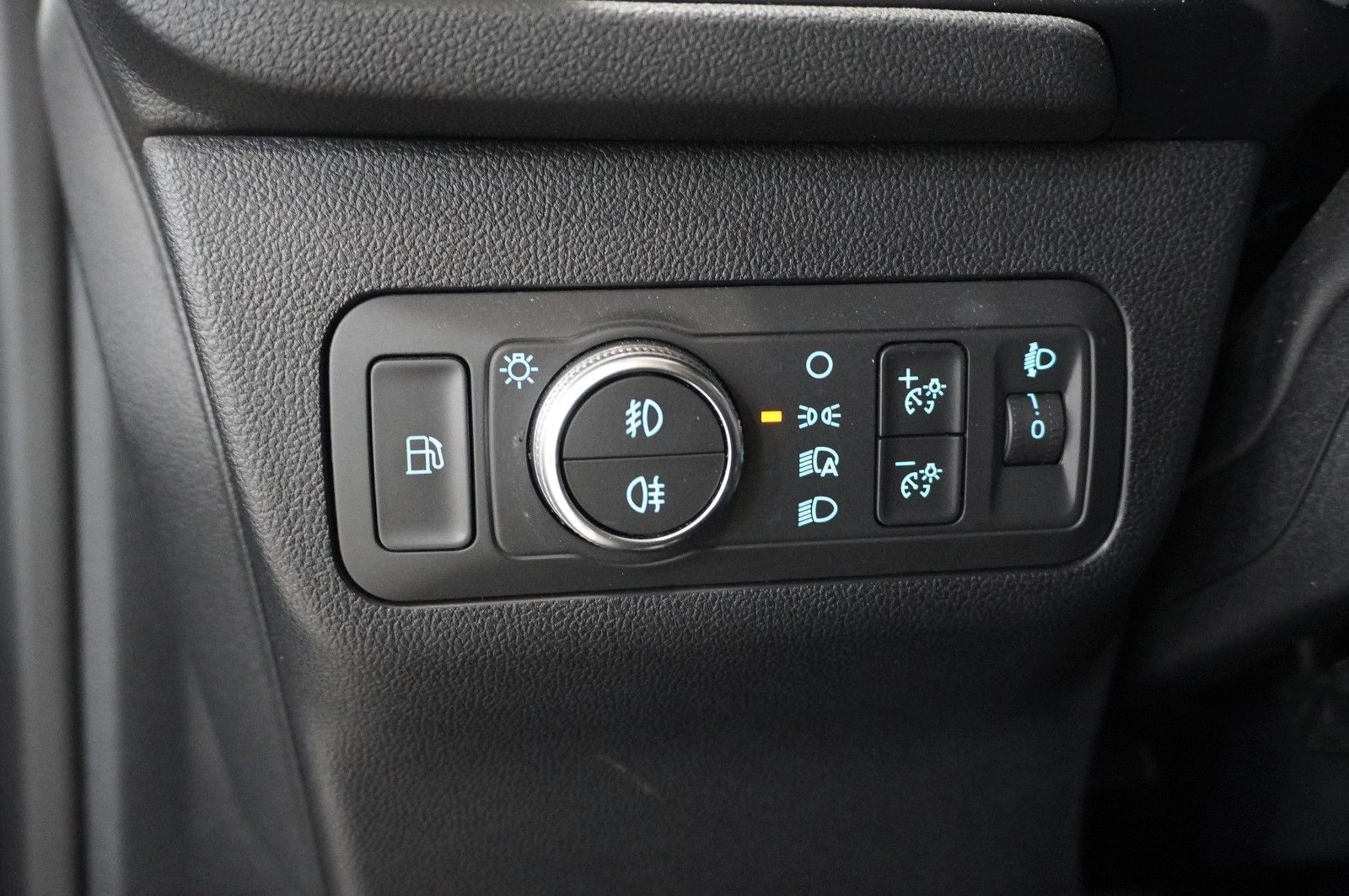 Fahrzeugabbildung Ford Kuga 2.5 HYBRID COOL & CON. NAVI/LED/SPORT/DAB+