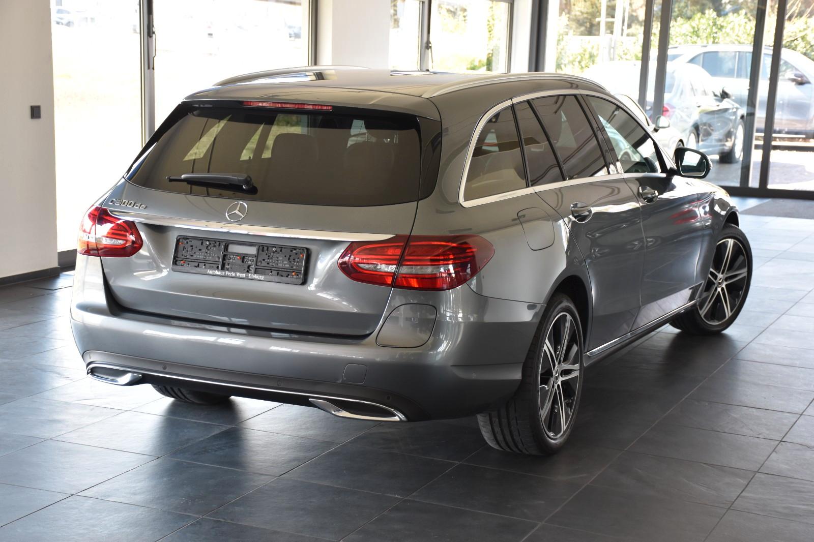 Mercedes-Benz C 300 de T 9G AVANTGARDE"360°-KAMERA"AHK"HUD"LED