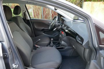 Fahrzeugabbildung Opel Corsa E Drive ecoFlex, Sitz / Lenkradheizung