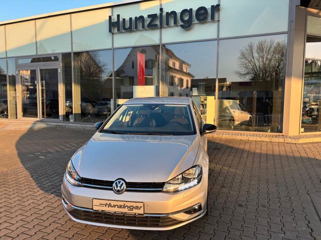 Volkswagen Golf VII Lim. IQ.DRIVE 1.5 TSI 6-Gang Navi