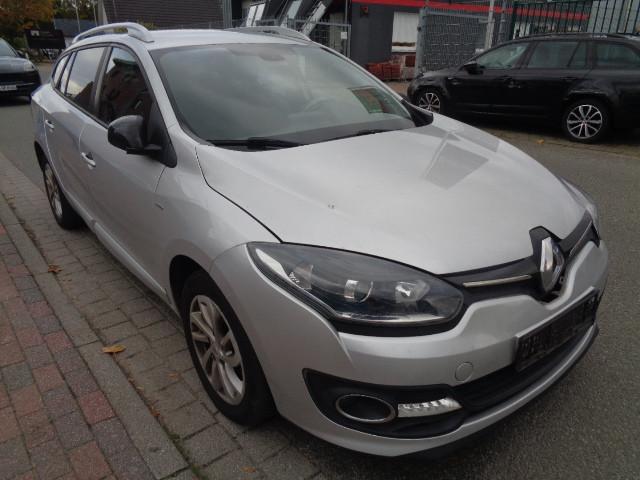 Renault Megane 2015 — вигляд ззаду