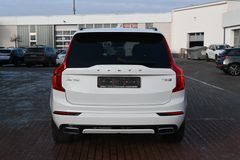 Fahrzeugabbildung Volvo XC90 R-Design T8 AWD *VOLL*STHZ*AHK*Pano*360*