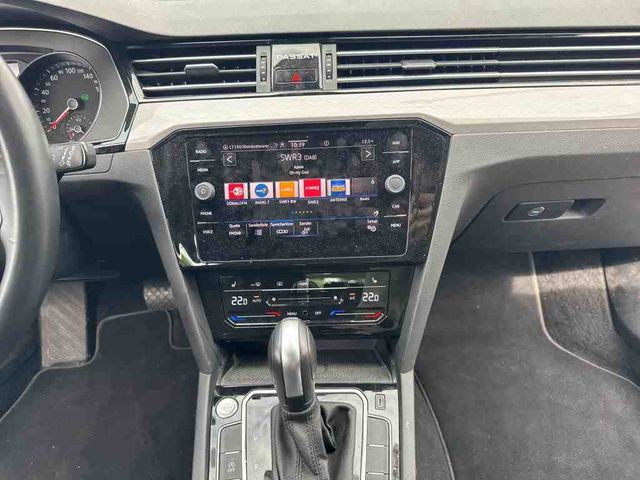 Passat Variant 2.0 TDI DSG Business ACC/ AHK/NAV