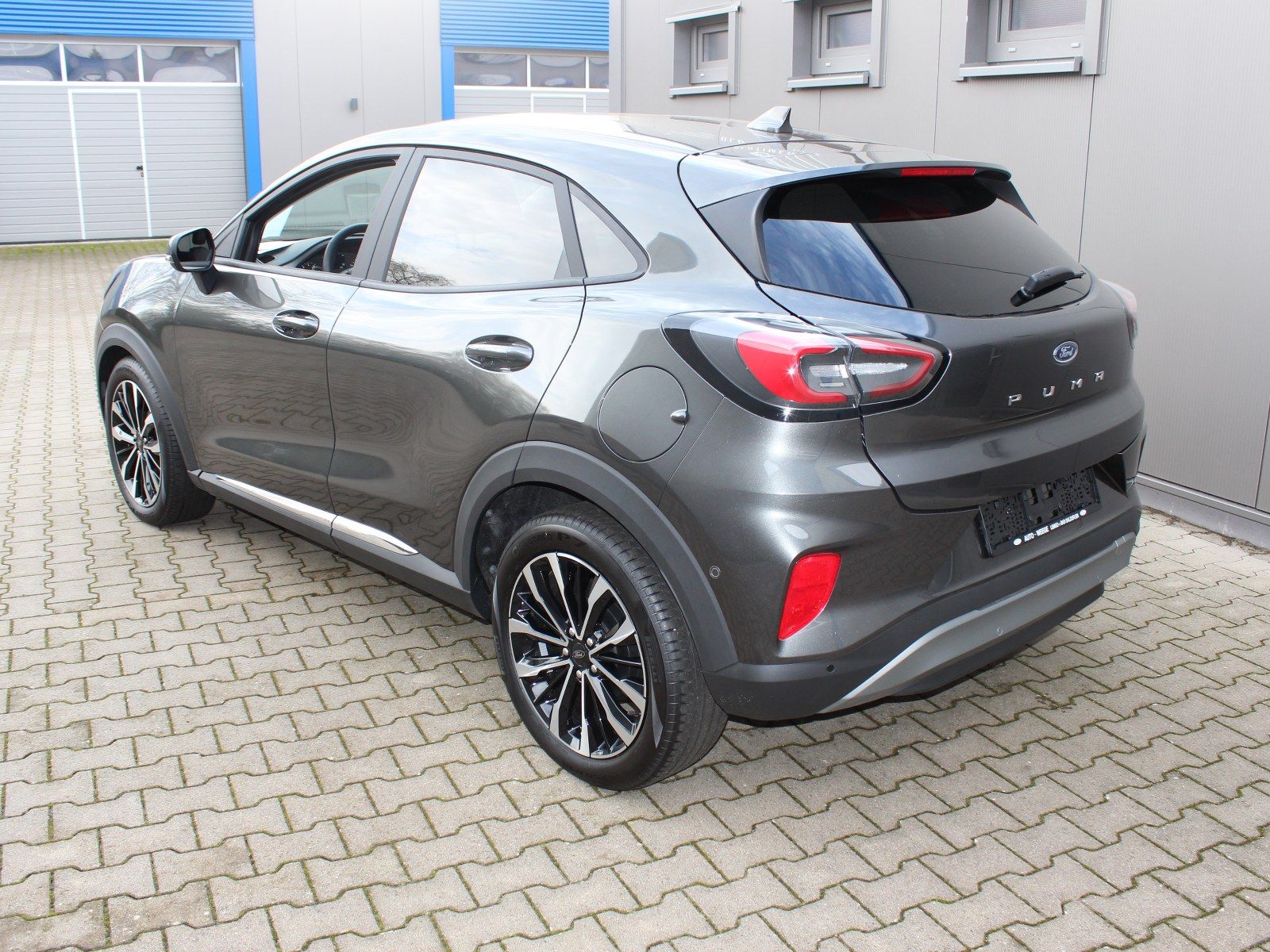 Fahrzeugabbildung Ford Puma Titanium X