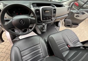 Renault Trafic - 11