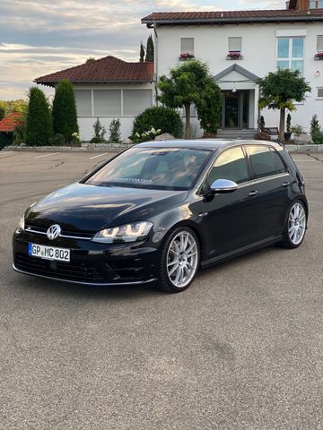 Volkswagen Golf 2.0 TSI DSG 4MOTION BMT R R