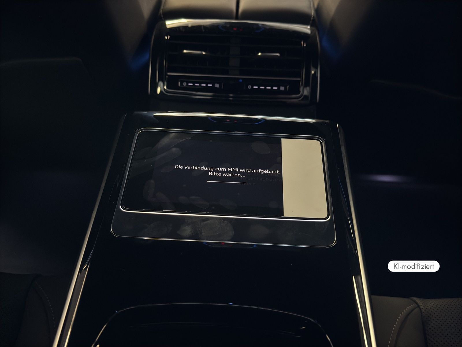 Audi S8 - Bild 19