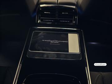 صورة مصغرة 18 لـ  AUDI S8