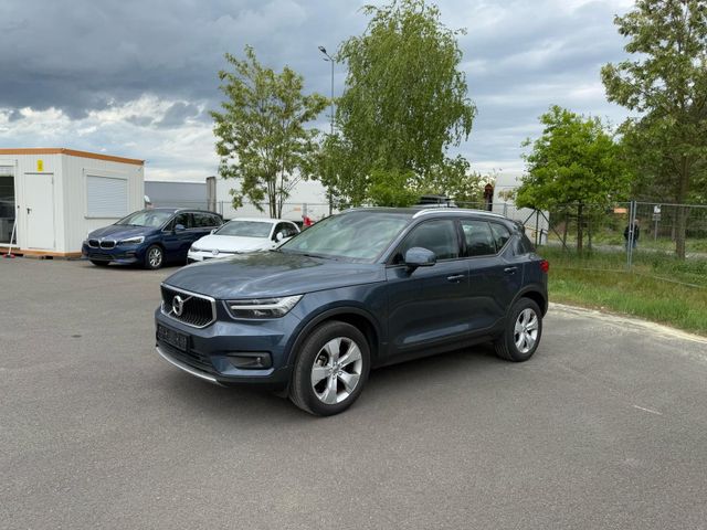 Volvo XC40 T3 Momentum Geartronic/Kamera/Xenon/LED