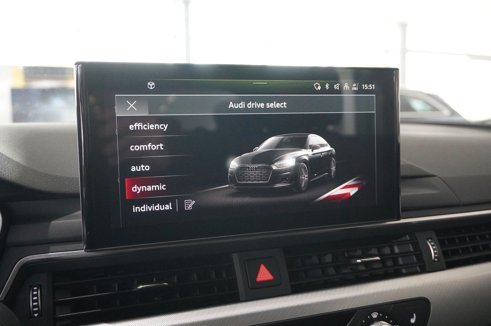 Fahrzeugabbildung Audi A5 Sportback 40 TDI QUATTRO NAVI/MATRIX/KAMERA