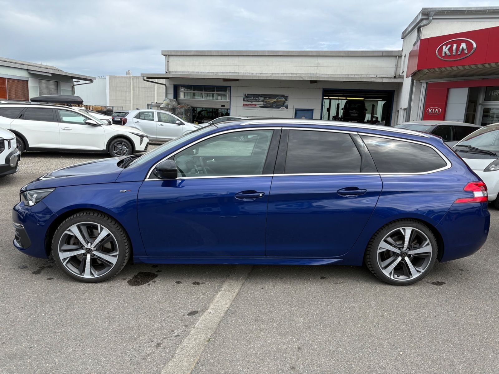 Peugeot 308 SW GT imagem 2