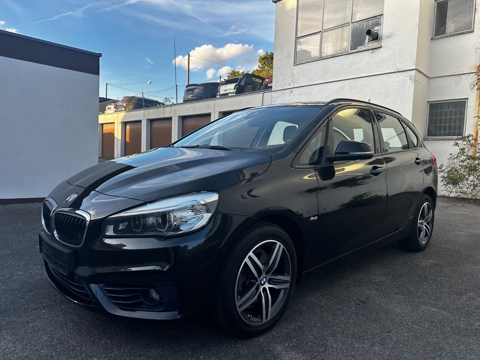 BMW BMW 2 Active Tourer 218 d/LEd/navi/temp/pdc/eu6