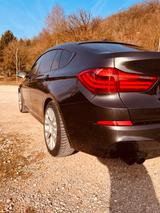 BMW 530d GT Gran Turismo F07 M-Paket/Panorama/HUD - BMW: 5.0