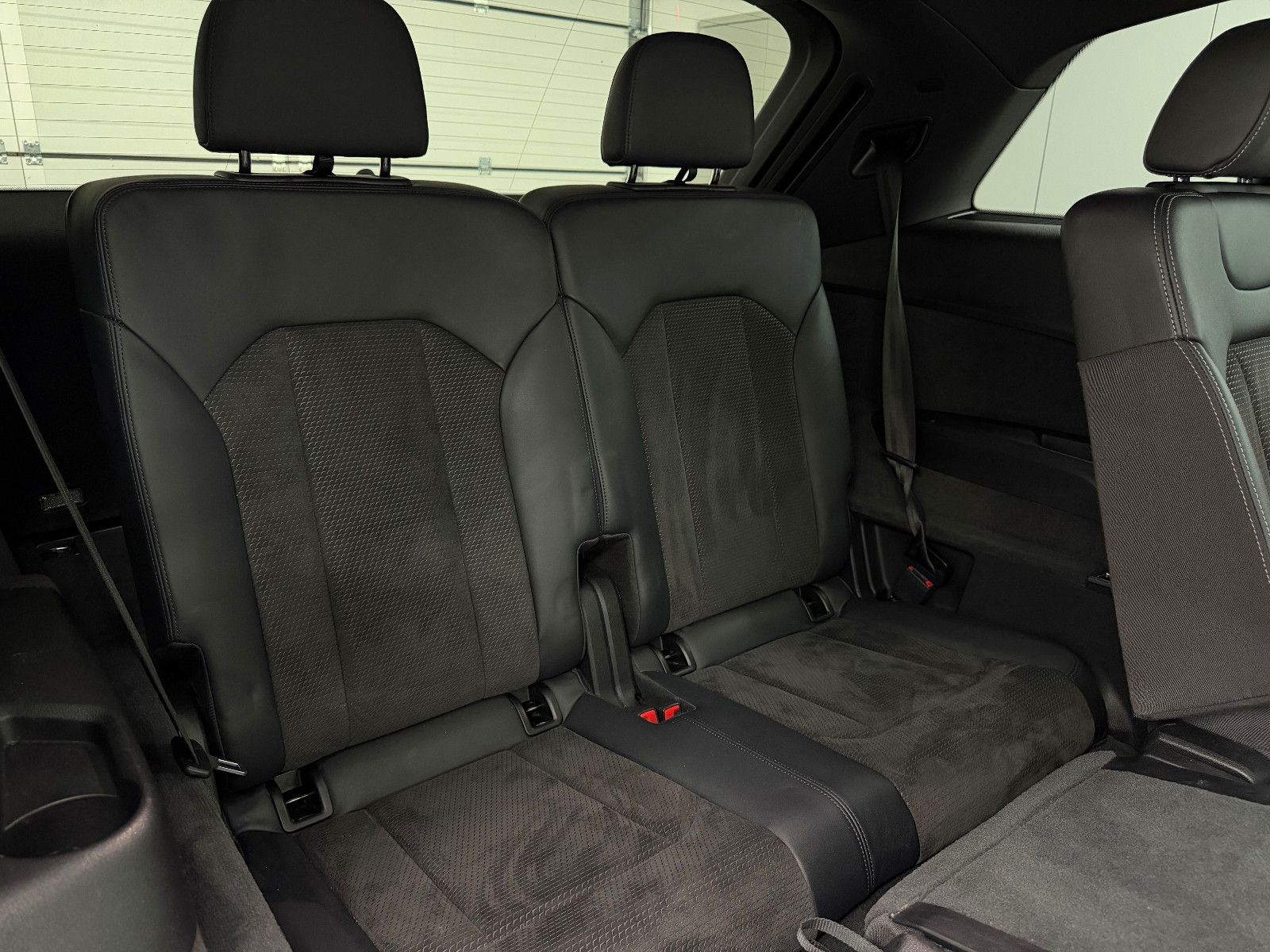Fahrzeugabbildung Audi Q7 50 TDI Quattro S LINE/BOSE/MEMORY/HuD/7-SITZE