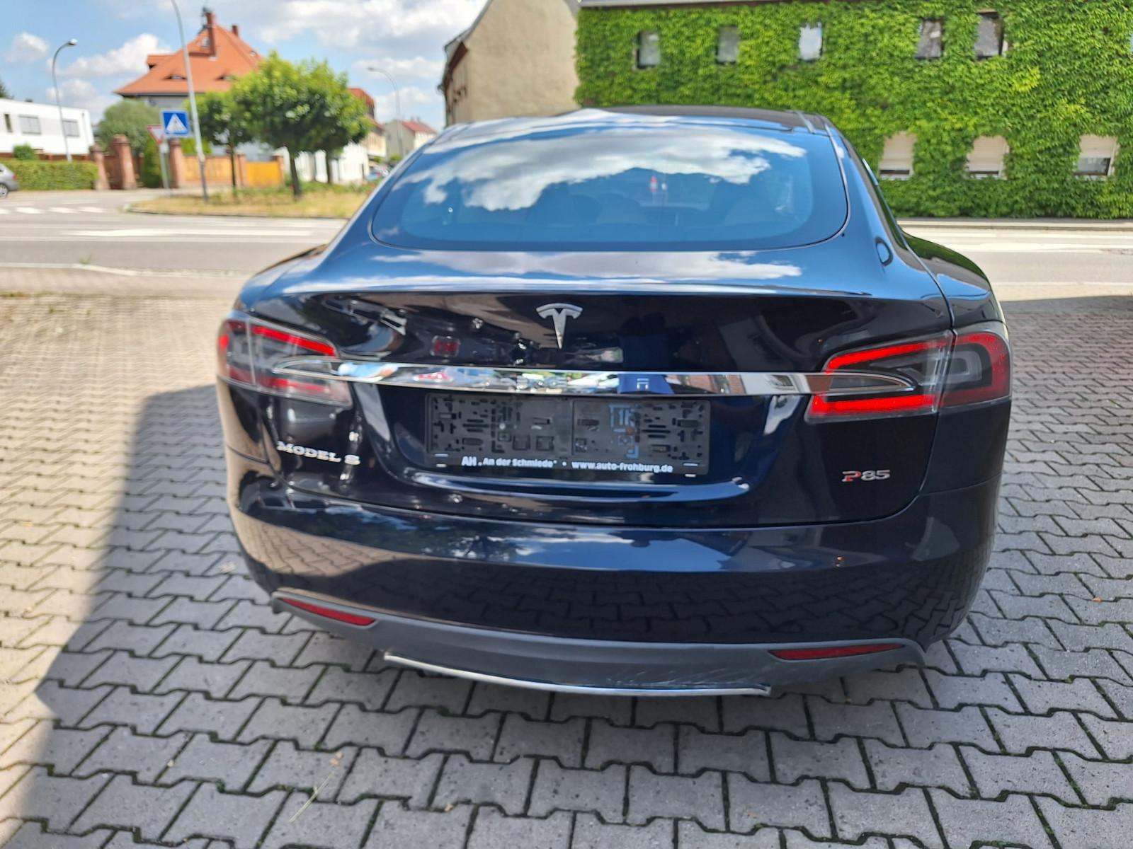 Tesla Model S P85 | 367 ch | BVA | Batterie SOH 93 % | Toit panoramique | Suspension pneumatique | Cuir | GPS