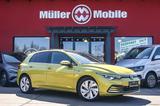 Volkswagen Golf VIII 1.5eTSI DSG First Edition MATRIX ANHZV - mit Hybrid-Antrieb: Gelb