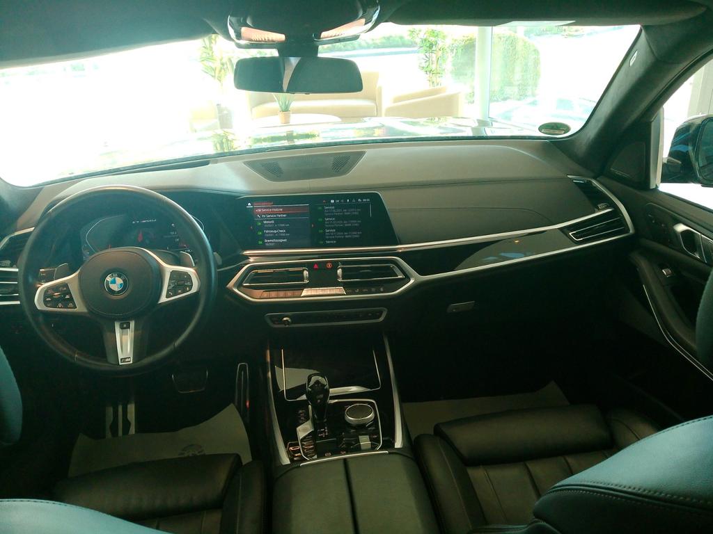 BMW X7 M50
