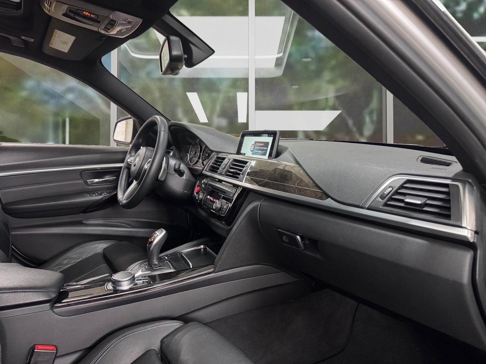 BMW 330 i Limousine xDrive M Sport Edition Aut