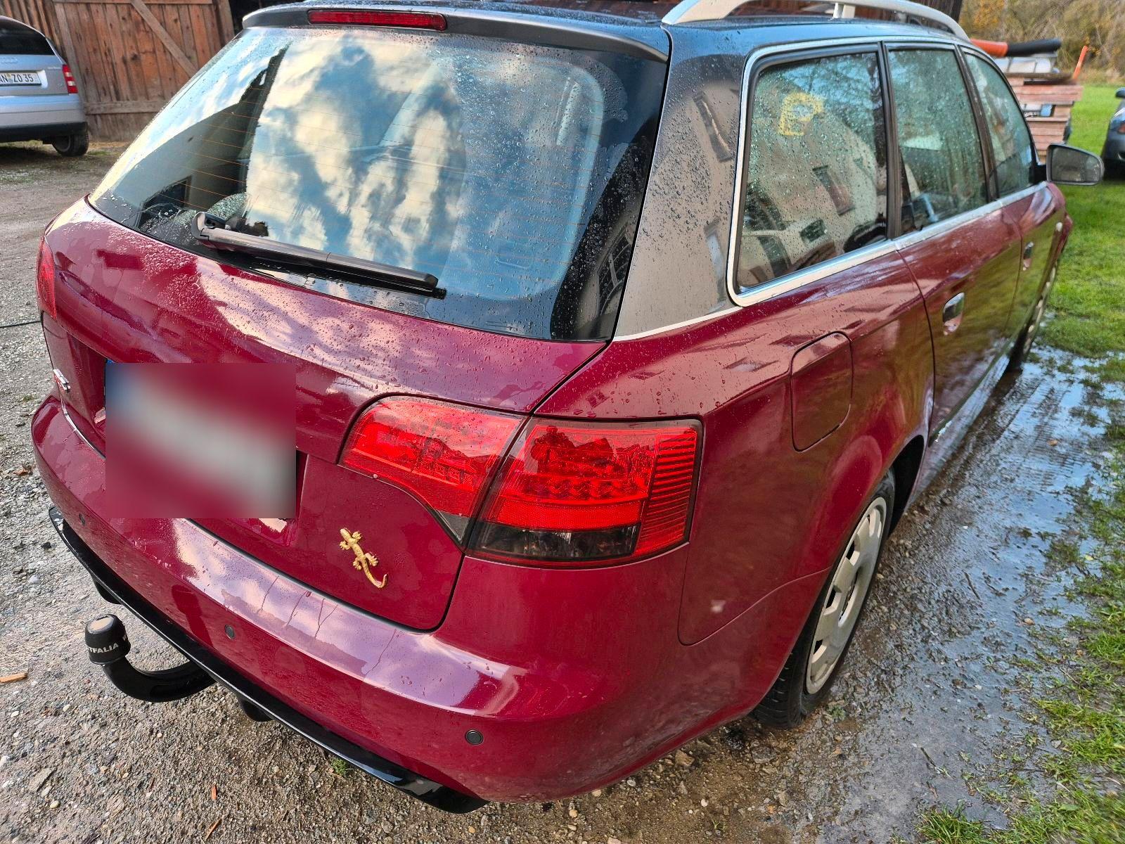 Audi A4 2005 — rear view
