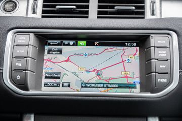 Fahrzeugabbildung Land Rover Range Rover Evoque 2,2  SD4|NAVI|PANO|BI-XENON|