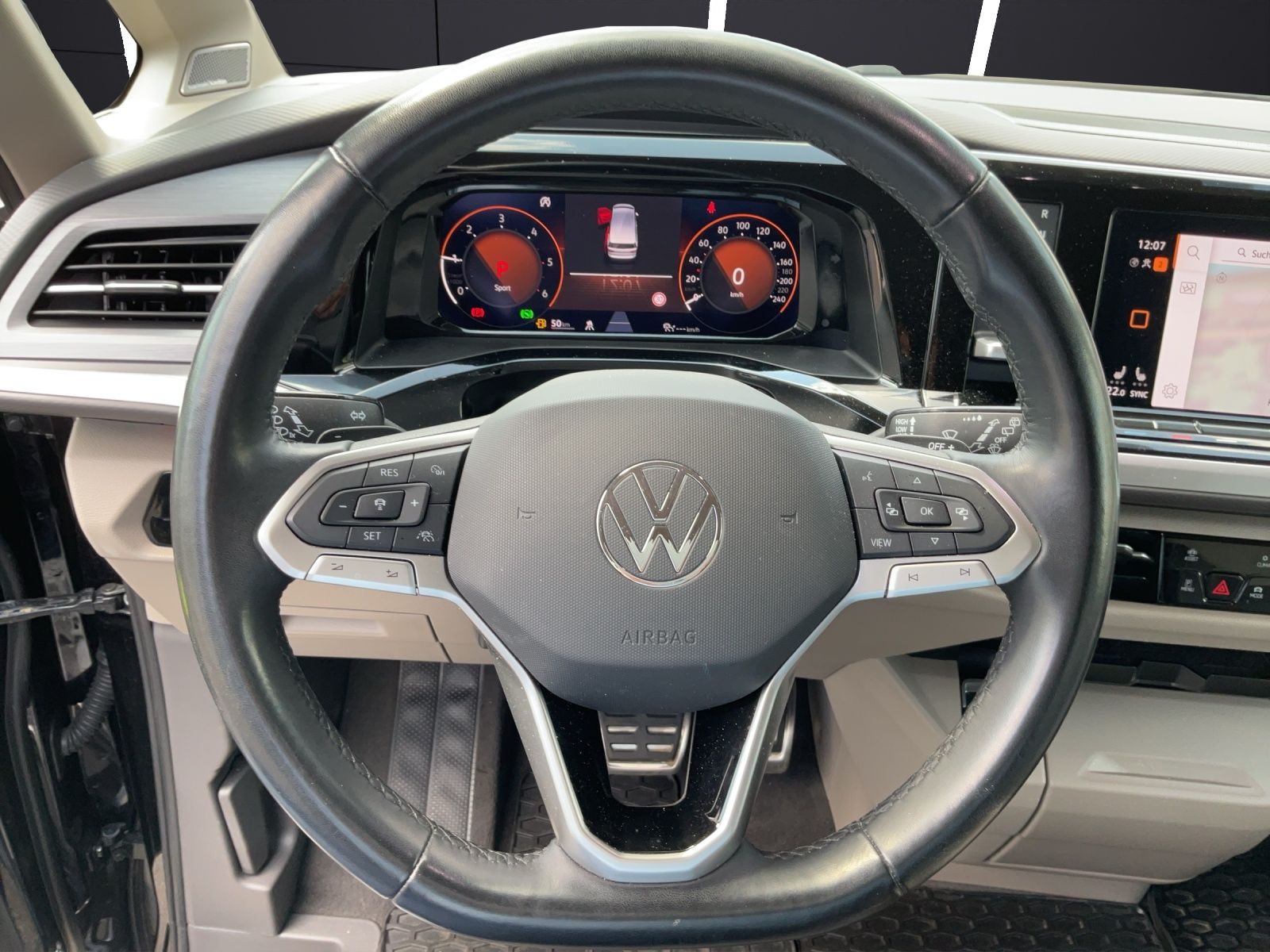 Fahrzeugabbildung Volkswagen T7 Multivan 2.0 TDI Style AHK Matrix Standhzg SH