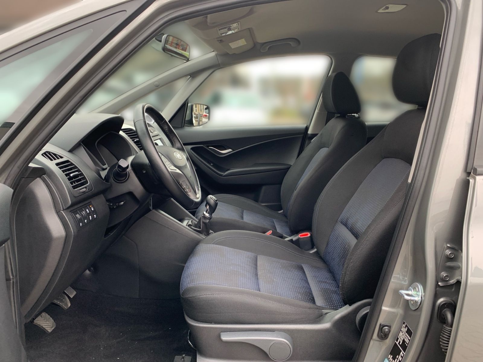 Fahrzeugabbildung Hyundai ix20 blue Space Sitzheizung PDC