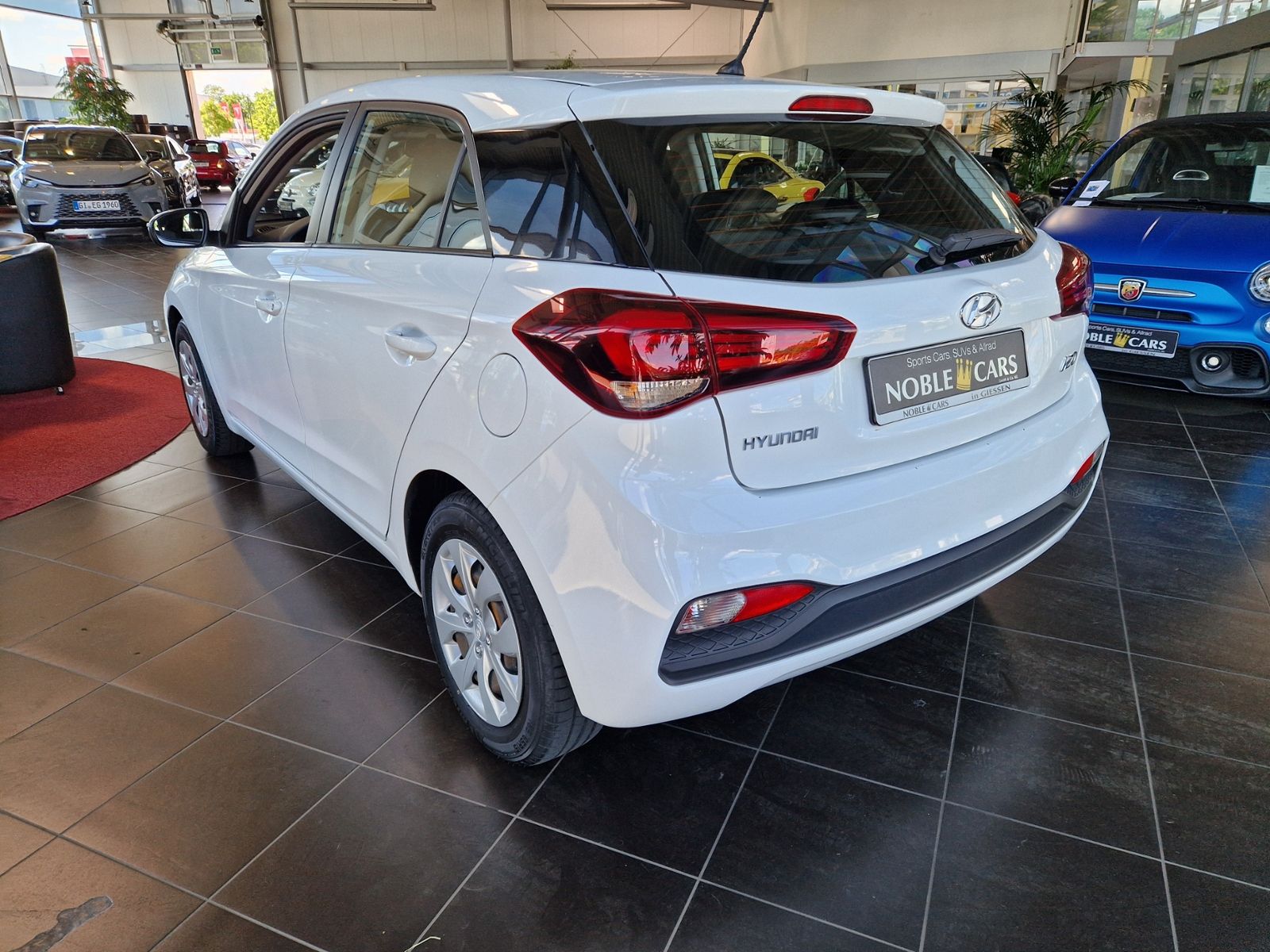 Fahrzeugabbildung Hyundai i20 Pure KLIMA