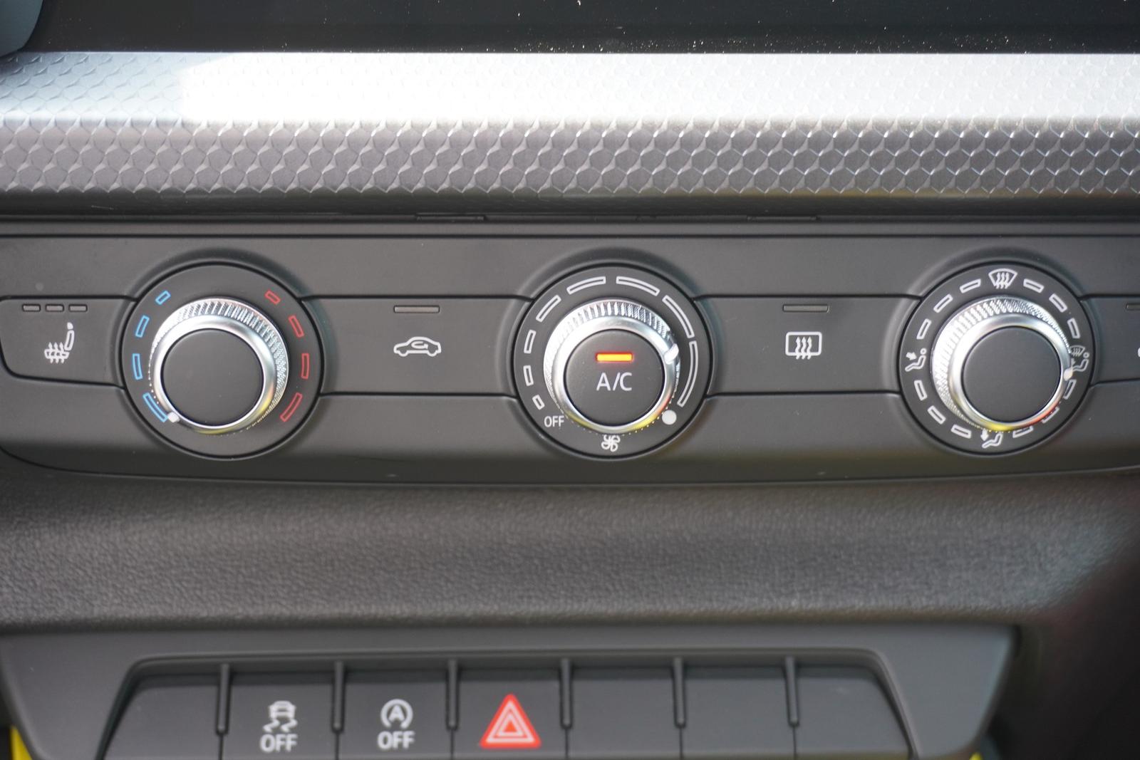 Audi A1 SB 30 1.0 TFSI S-Line LED Keyless Bluetooth