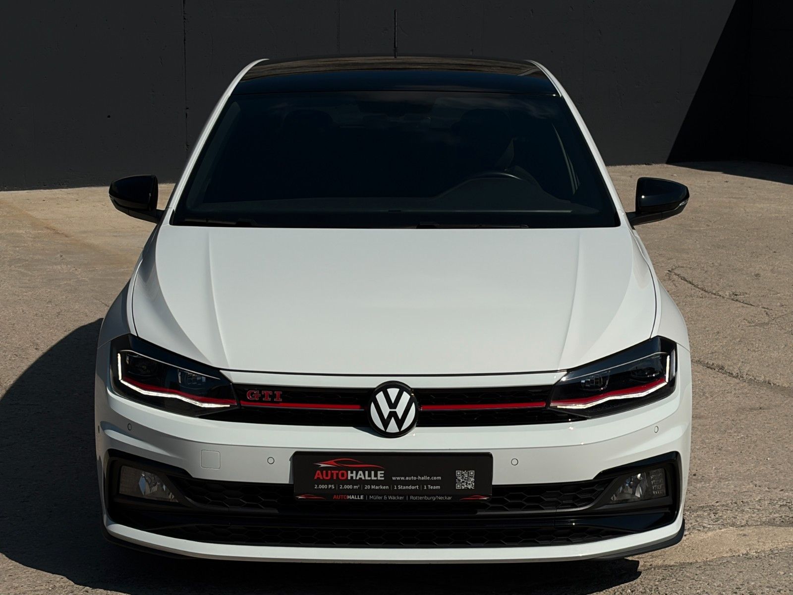 Fahrzeugabbildung Volkswagen Polo VI GTI 2.0 TSI DSG KW ACC PDC SHZ CarPlay