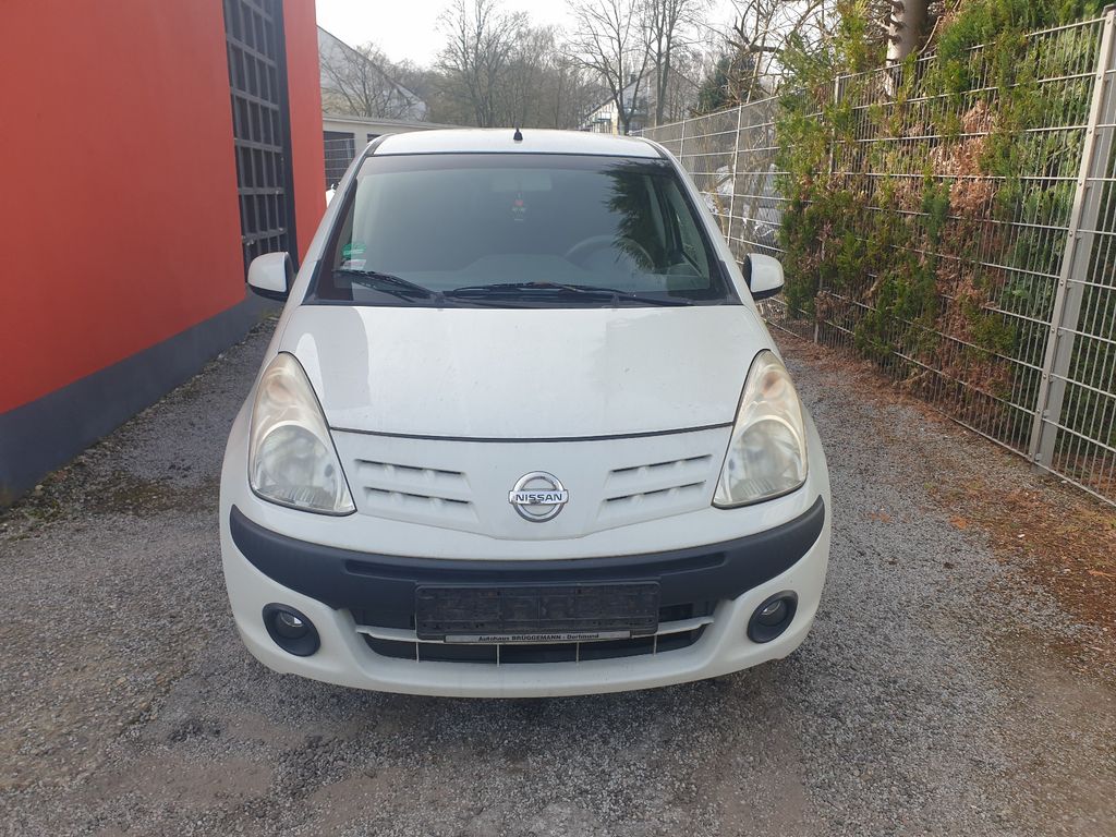Nissan Pixo