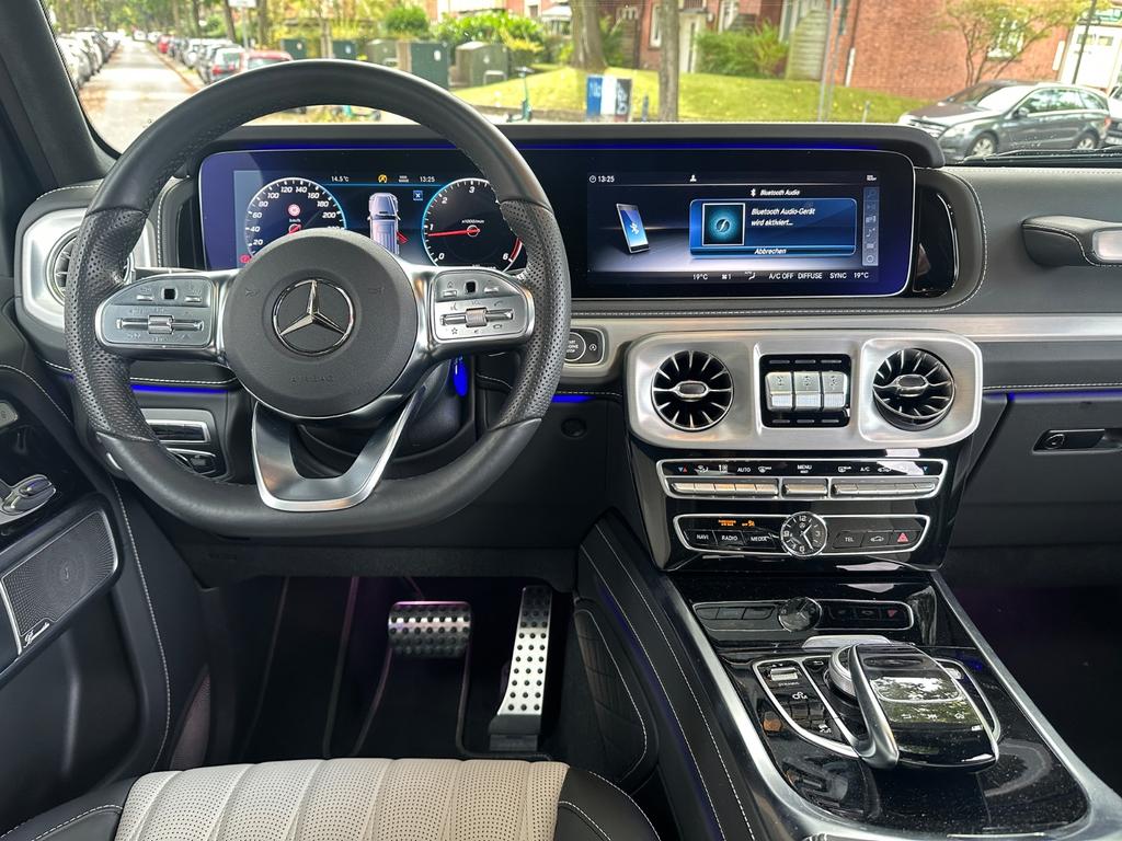 Mercedes-Benz G 400
