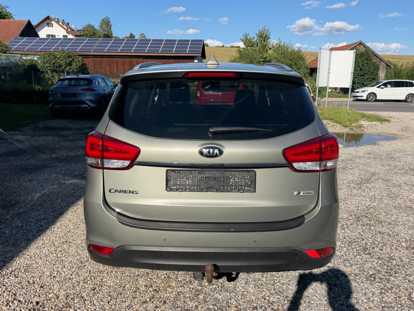 Kia Carens 2015 — photo 5