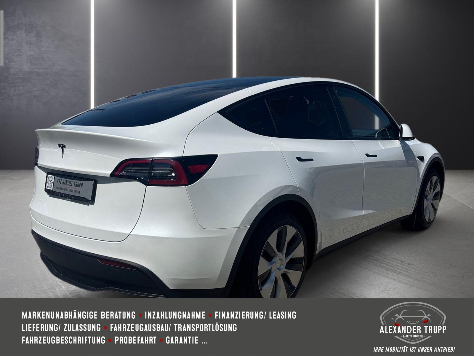 Tesla Model Y RFK Panorama Navi ACC 1.Hand Unfallfrei