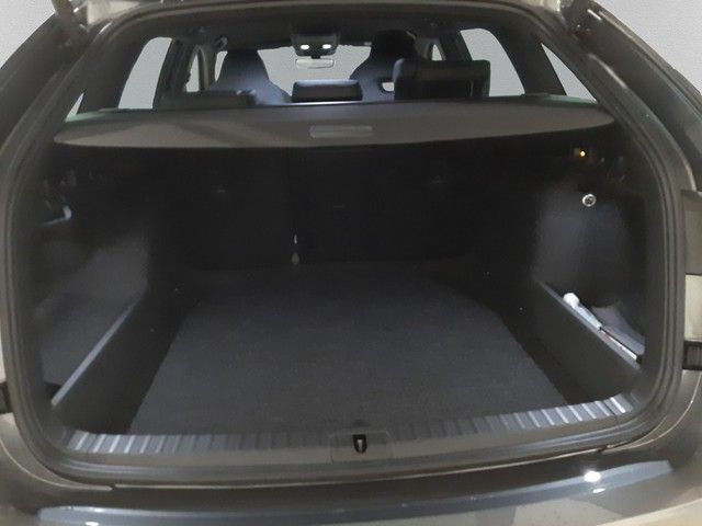 Fahrzeugabbildung Skoda Octavia Combi Sportline 1.5TSI AHK 19" HeadUp