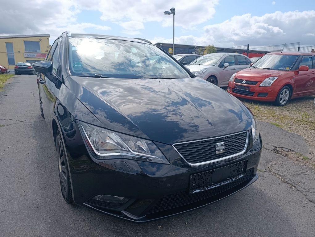 SEAT Leon ST Style*SITZH*PDC*KLIMA*TEMP*MFL*4EL FENST