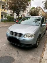 Volkswagen Touran  sehr sauberes Auto - gebrauchte VW Crafter aus dem Jahr 2006