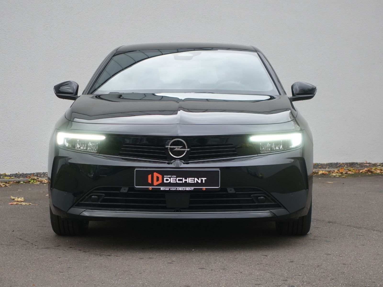 Fahrzeugabbildung Opel Astra Edition 1.2T,Navi,Kamera,Sitzhzg,AGR,LED