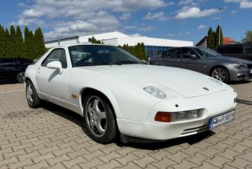 1992 Porsche 928 照片 3