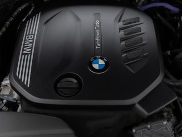 Fahrzeugabbildung BMW 320d Luxury Line Kamera HUD DAB HiFi Komfort LED