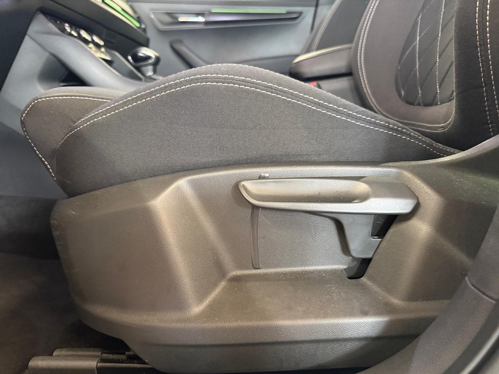 Skoda Karoq 2.0 TSI Sportline 4x4 DSG Matrix Navi ACC