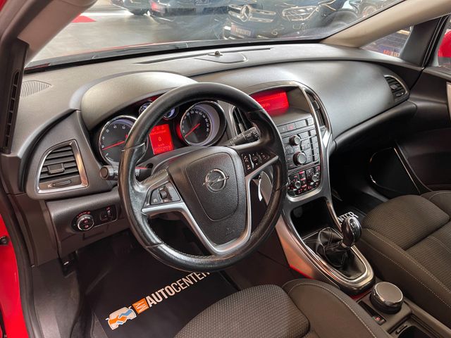 MYAUTOCENTER – Gebraucht- und Jahreswagen mit Werkstattservice in Pfaffenhofen Opel Astra J Lim. 5-trg. Cosmo *Klima*PDC*Tempomat*