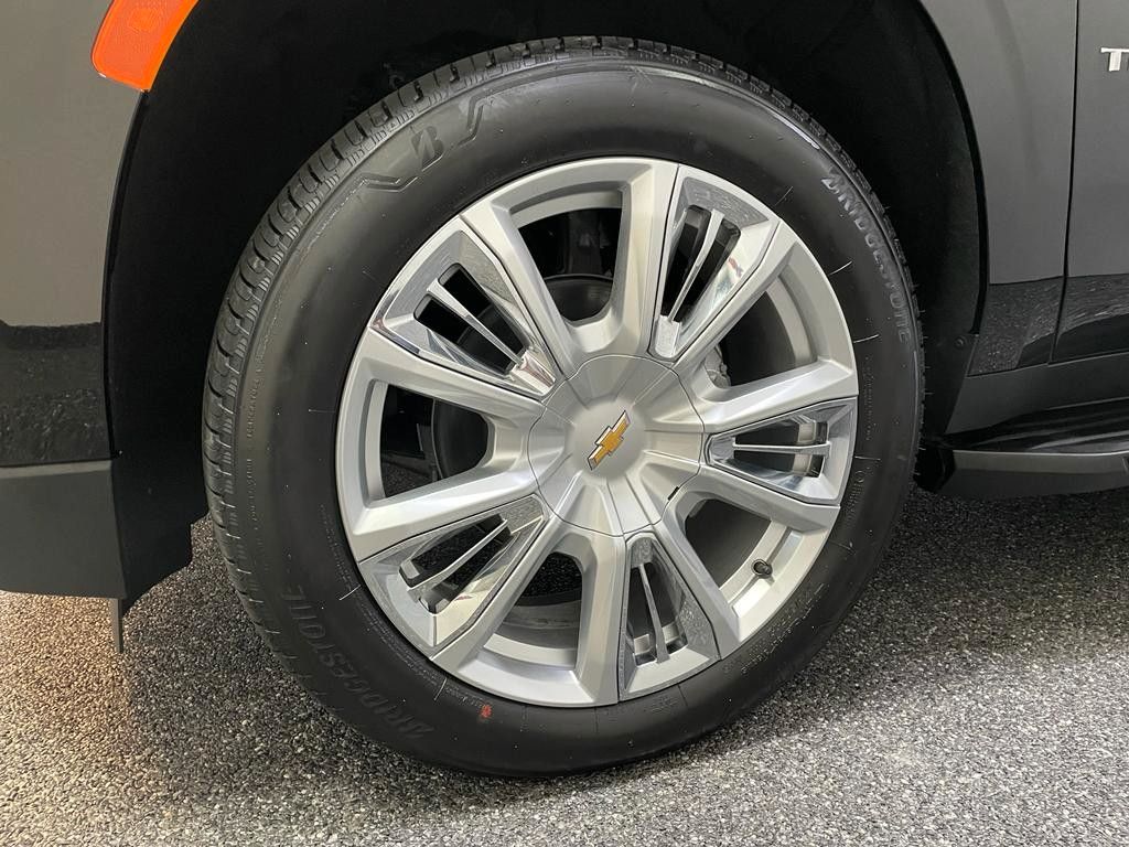 Fahrzeugabbildung Chevrolet 2023 TAHOE 6.2 ECOTEC HIGH COUNTRY 4x4-HUD-PANO