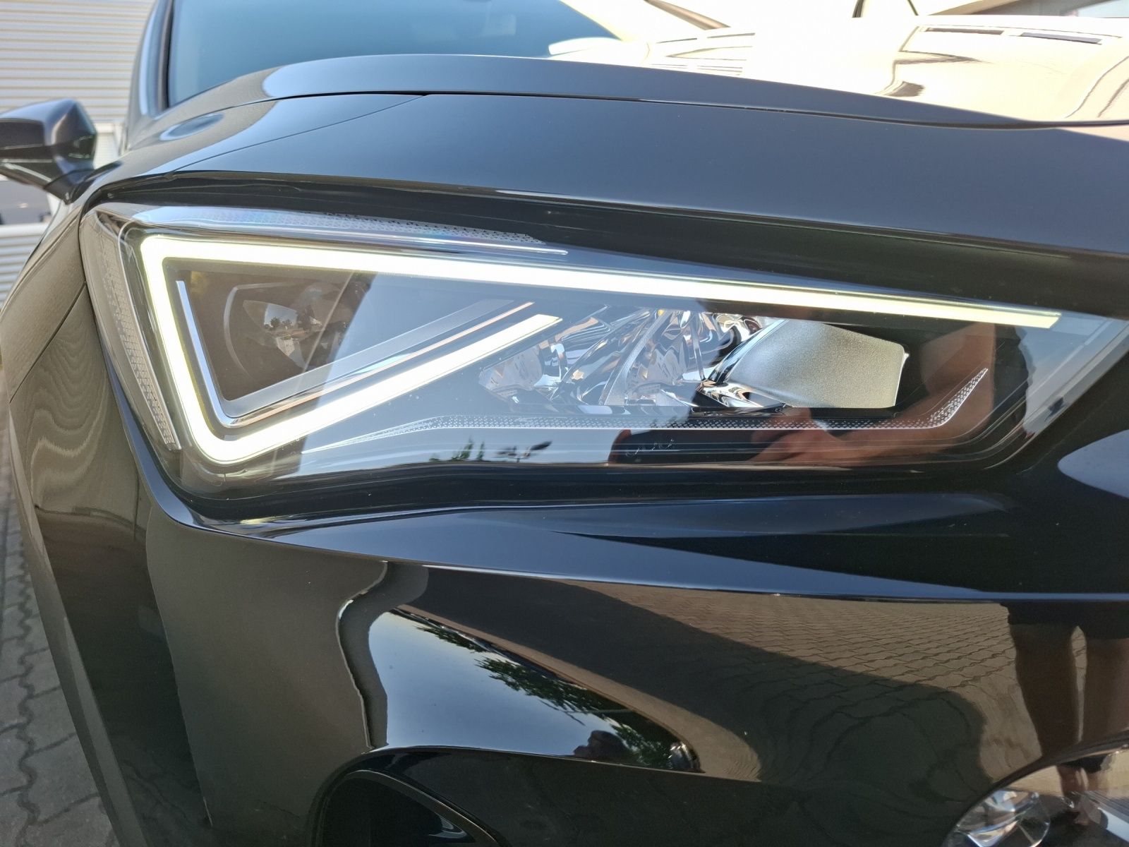 Fahrzeugabbildung CUPRA Formentor TSI DSG LED ACC RFK SH 19"