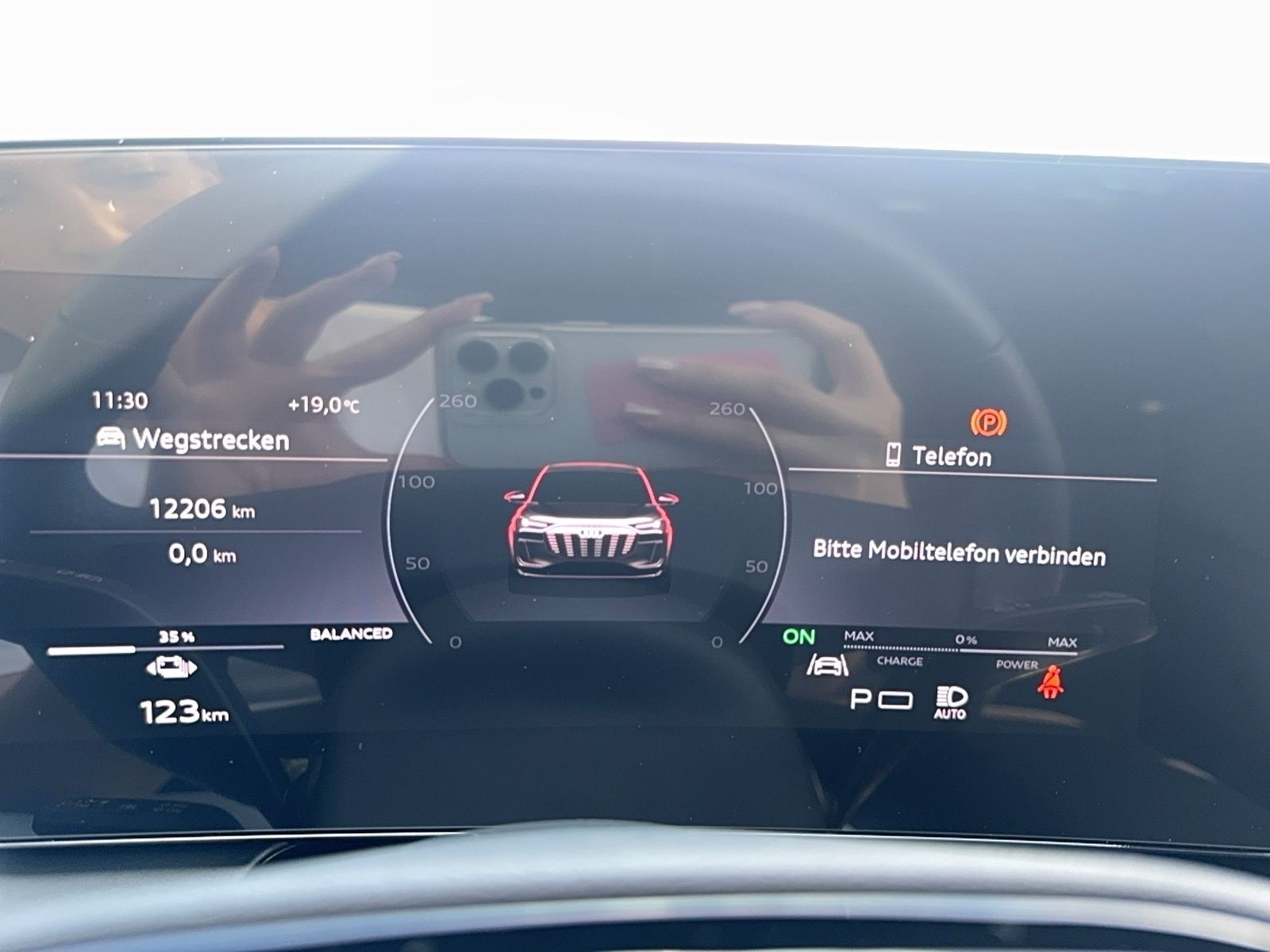 Audi Q6 e-tron - Bild 12