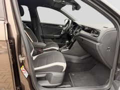 VW T-Roc 4Motion Navi Allrad Alu PDC ACC Sportpaket