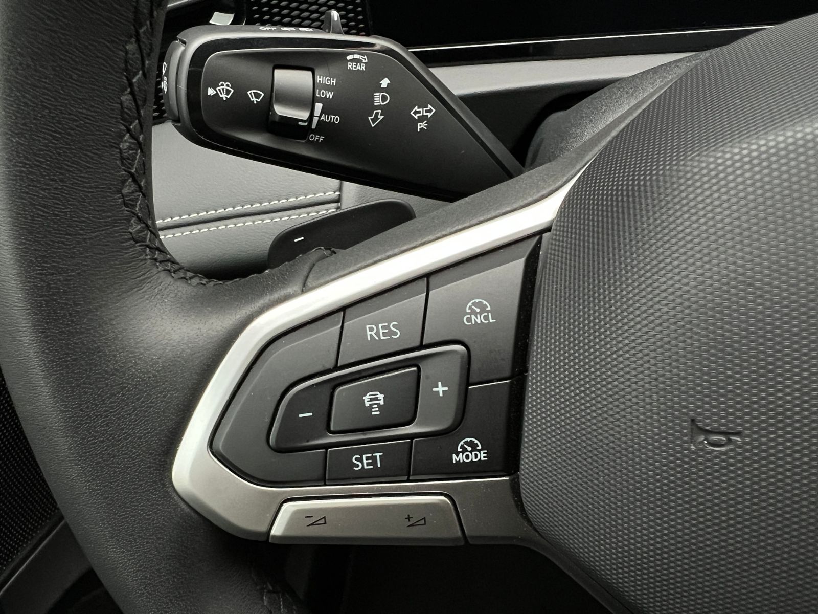 Fahrzeugabbildung Volkswagen Tiguan GOAL 1.5 eTSI DSG *AHK,LED,Kamera,LM'-18*