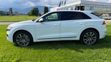 Audi Q8 - 4