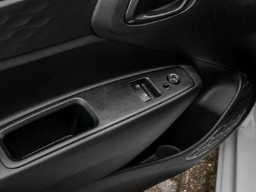 Hyundai i10 1.0 Edition 30 Spurhalteassistent Sitzhzg.