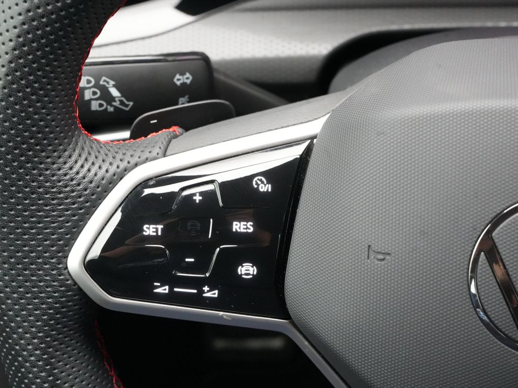 Volkswagen Golf — fotografia 3