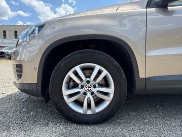 Volkswagen Tiguan - 9